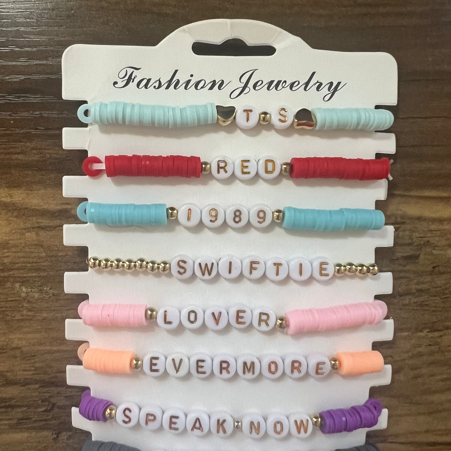 Taylor Swift friendship bracelet set